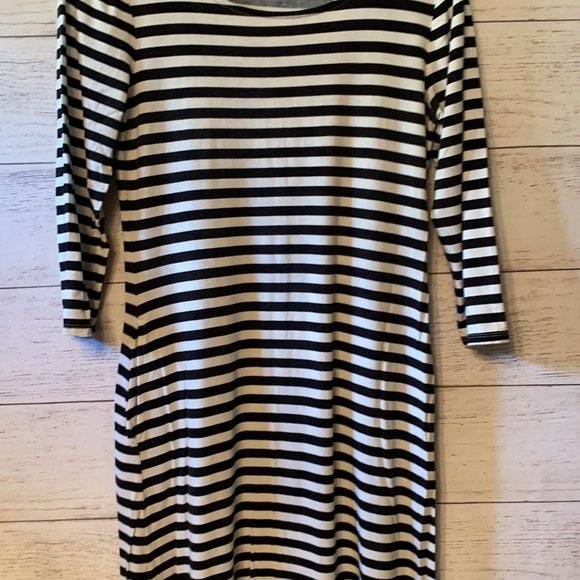 Old Navy Black White Stripe Jersey Knit Stretch Cotton Midi Dress with Pockets - Picture 3 of 12